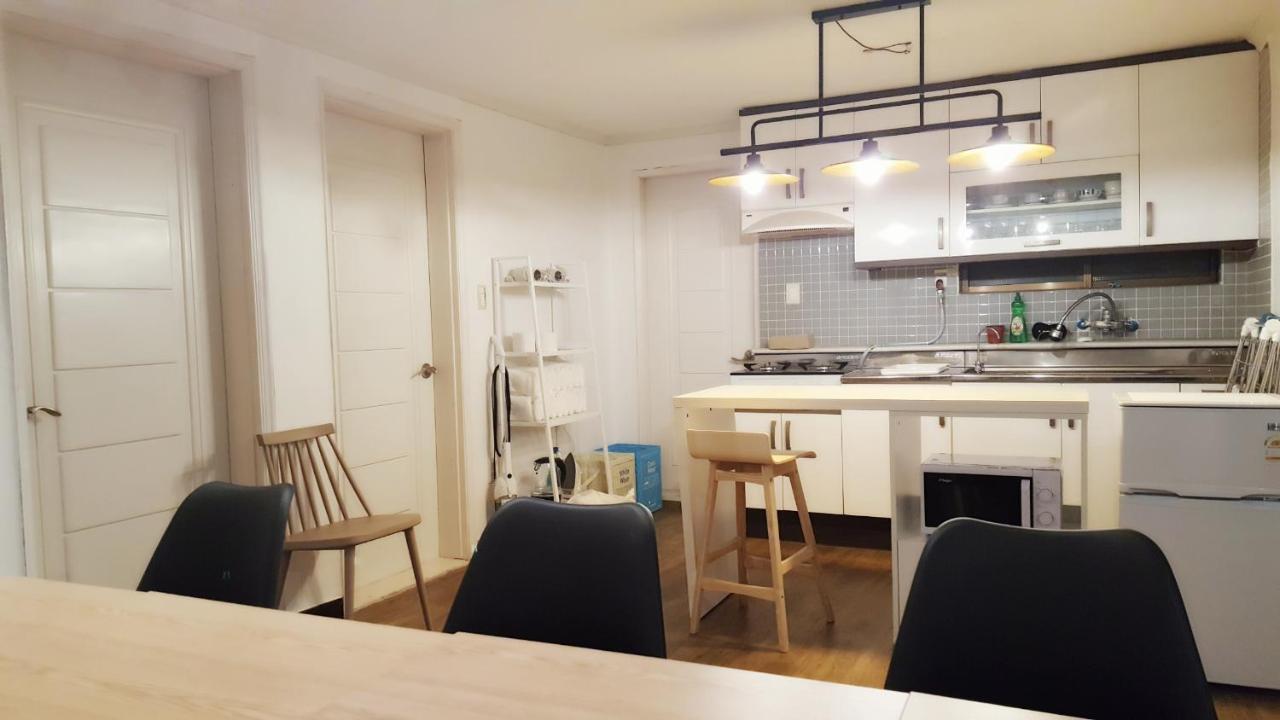 Hongdae Mainstreet Two Room House Seoel Buitenkant foto